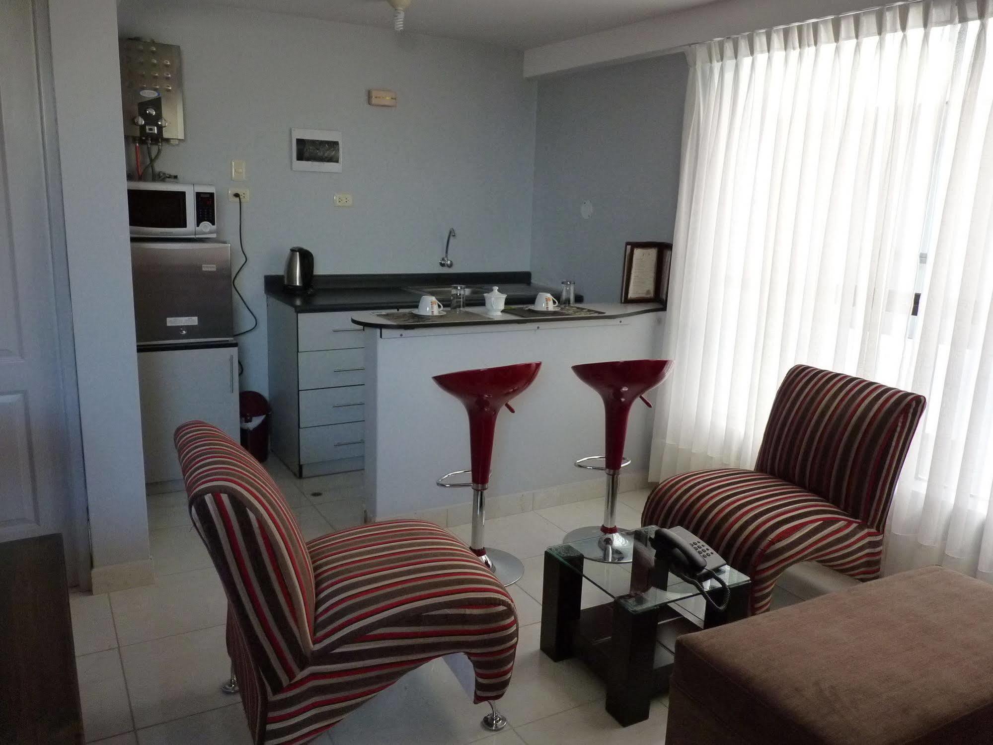Apart Hotel El Peregrino Abancay Luaran gambar